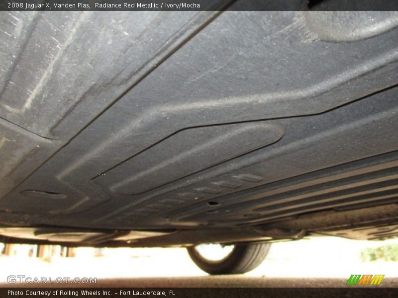 Radiance Red Metallic / Ivory/Mocha 2008 Jaguar XJ Vanden Plas