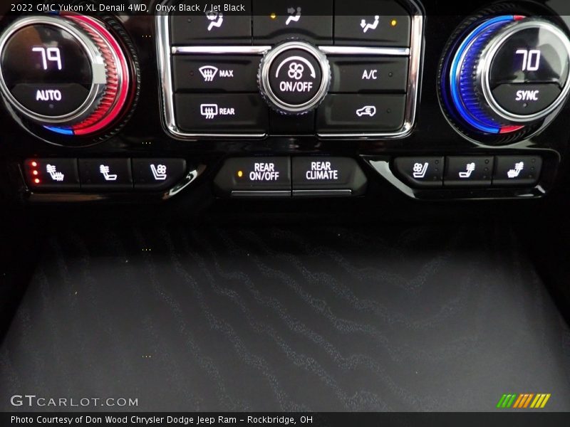 Controls of 2022 Yukon XL Denali 4WD
