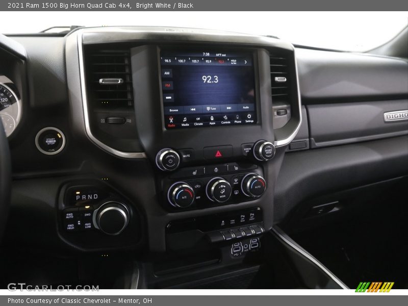 Bright White / Black 2021 Ram 1500 Big Horn Quad Cab 4x4