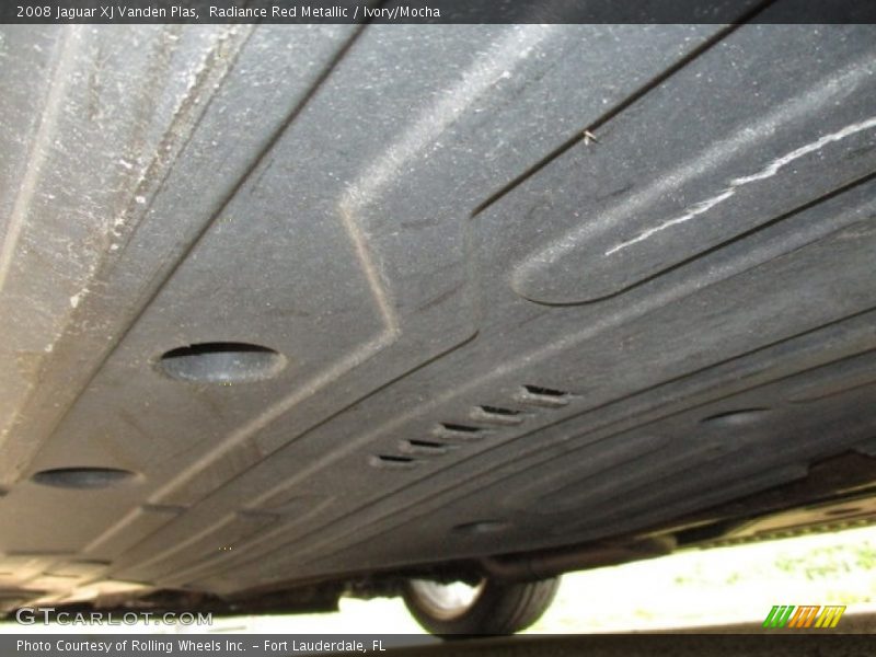 Radiance Red Metallic / Ivory/Mocha 2008 Jaguar XJ Vanden Plas