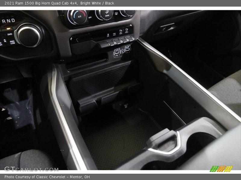 Bright White / Black 2021 Ram 1500 Big Horn Quad Cab 4x4