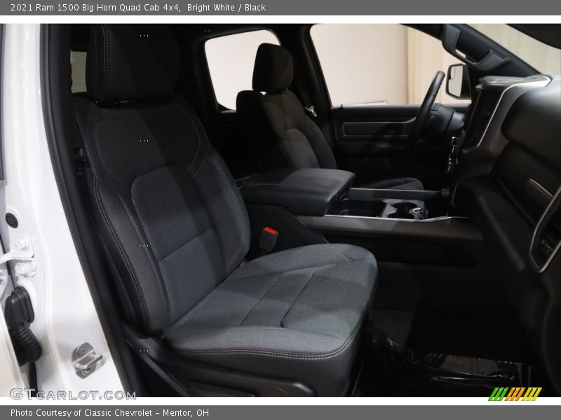 Bright White / Black 2021 Ram 1500 Big Horn Quad Cab 4x4