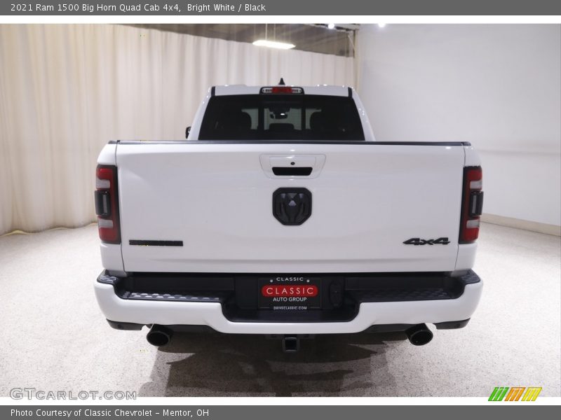 Bright White / Black 2021 Ram 1500 Big Horn Quad Cab 4x4