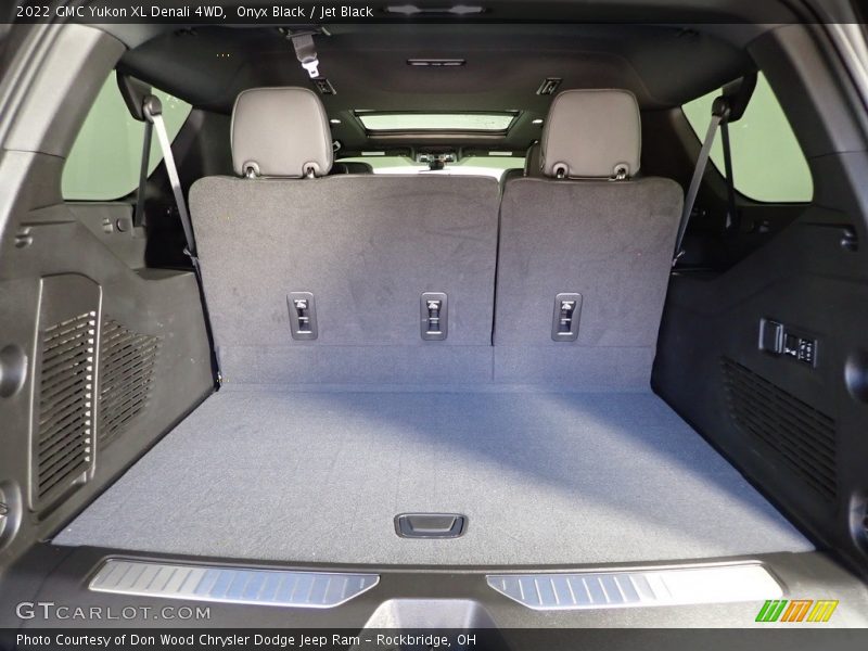  2022 Yukon XL Denali 4WD Trunk
