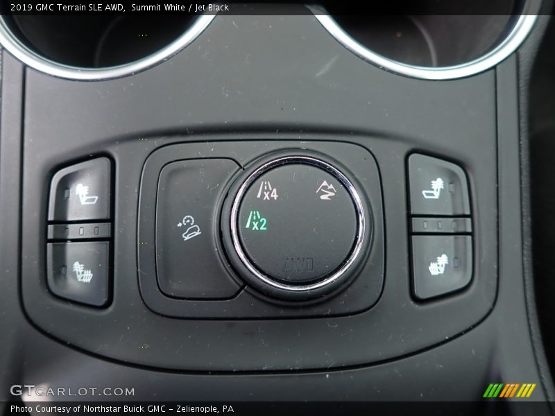 Summit White / Jet Black 2019 GMC Terrain SLE AWD