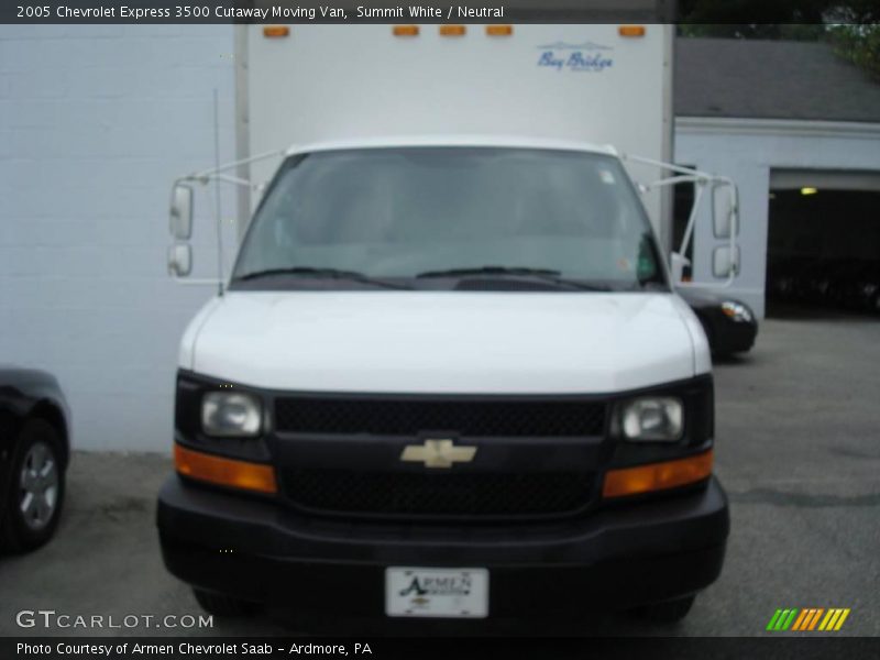 Summit White / Neutral 2005 Chevrolet Express 3500 Cutaway Moving Van