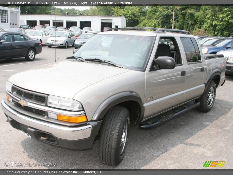 Light Pewter Metallic / Graphite 2004 Chevrolet S10 LS ZR5 Crew Cab 4x4