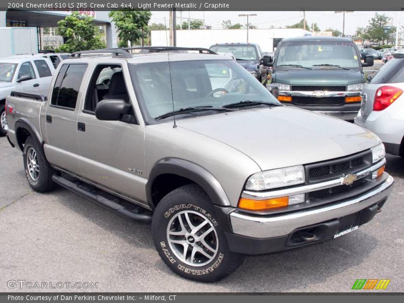 Light Pewter Metallic / Graphite 2004 Chevrolet S10 LS ZR5 Crew Cab 4x4