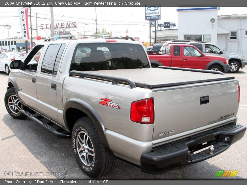 Light Pewter Metallic / Graphite 2004 Chevrolet S10 LS ZR5 Crew Cab 4x4