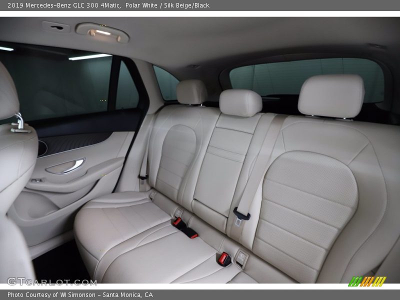 Polar White / Silk Beige/Black 2019 Mercedes-Benz GLC 300 4Matic