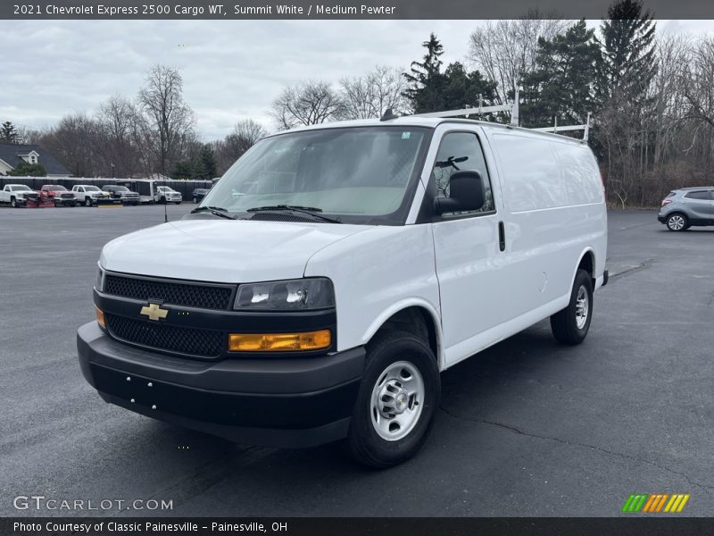 Front 3/4 View of 2021 Express 2500 Cargo WT