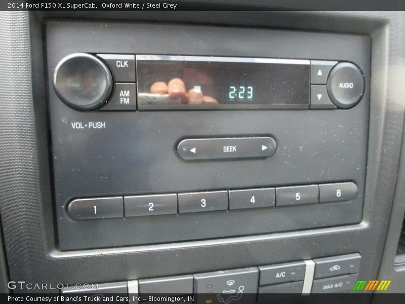 Oxford White / Steel Grey 2014 Ford F150 XL SuperCab
