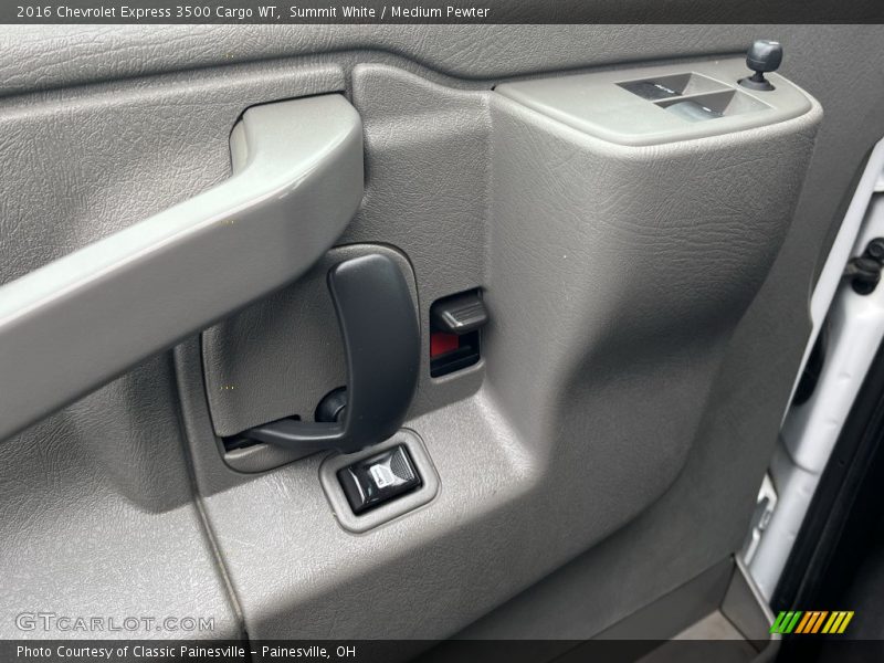 Door Panel of 2016 Express 3500 Cargo WT