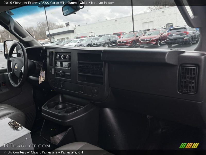 Summit White / Medium Pewter 2016 Chevrolet Express 3500 Cargo WT