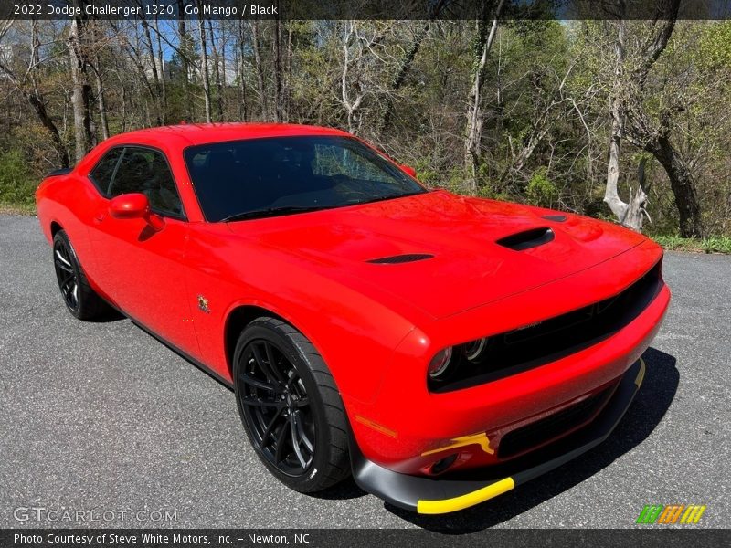 Front 3/4 View of 2022 Challenger 1320