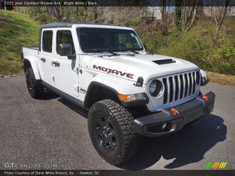 Bright White / Black 2022 Jeep Gladiator Mojave 4x4