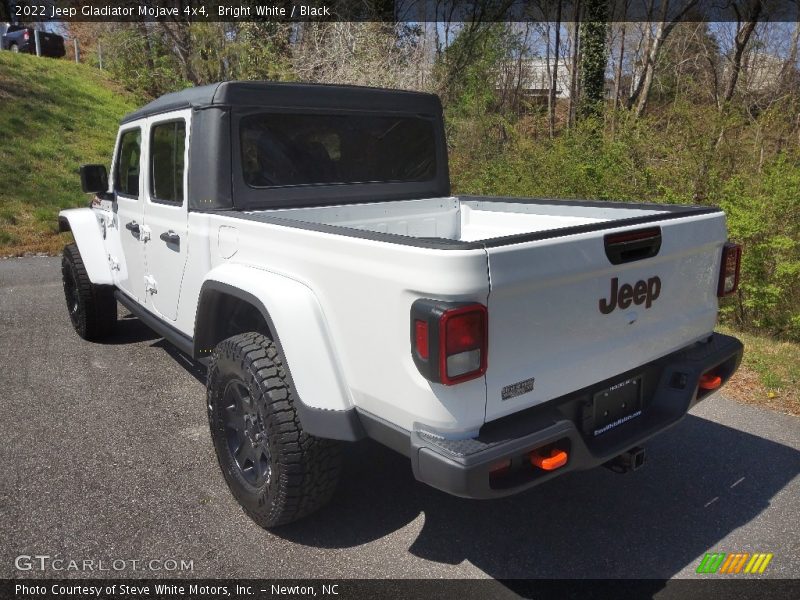 Bright White / Black 2022 Jeep Gladiator Mojave 4x4