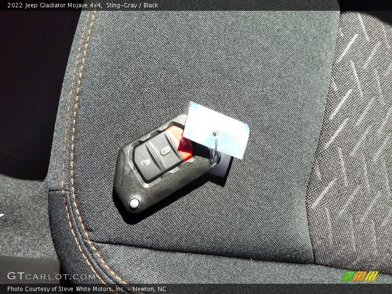 Sting-Gray / Black 2022 Jeep Gladiator Mojave 4x4