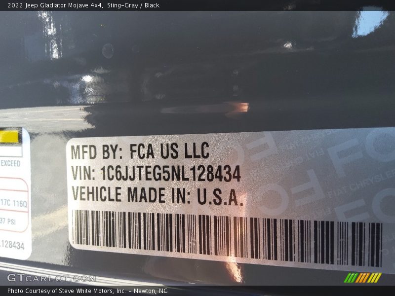 Sting-Gray / Black 2022 Jeep Gladiator Mojave 4x4
