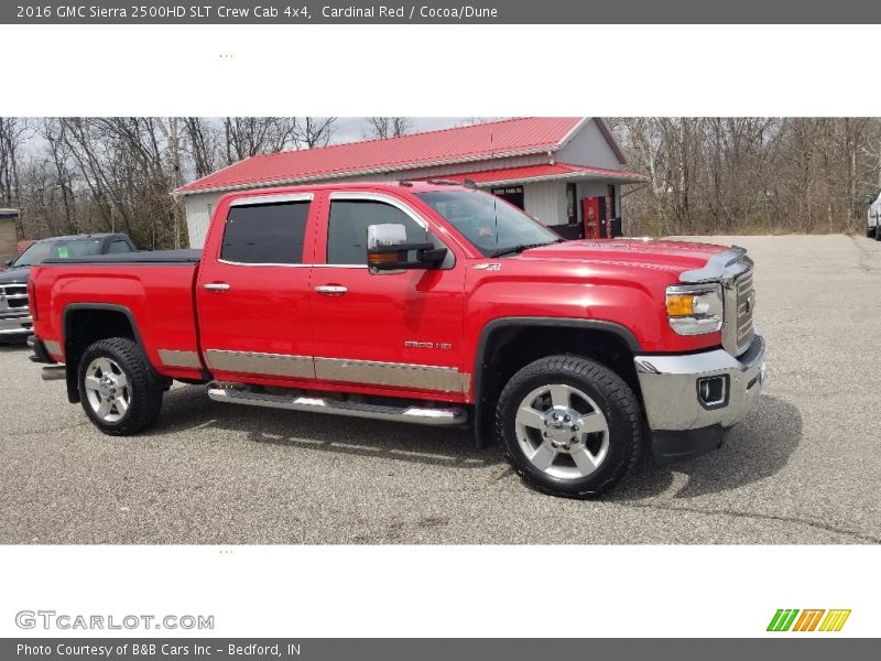 Front 3/4 View of 2016 Sierra 2500HD SLT Crew Cab 4x4