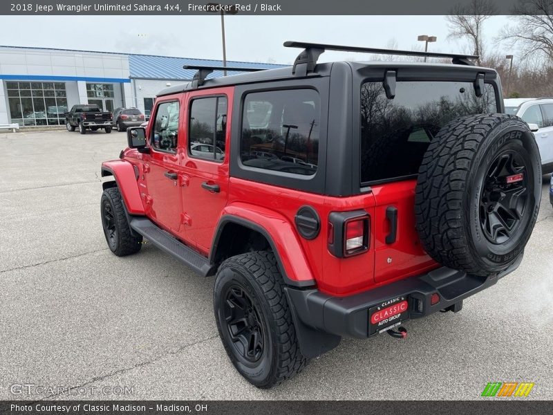 Firecracker Red / Black 2018 Jeep Wrangler Unlimited Sahara 4x4