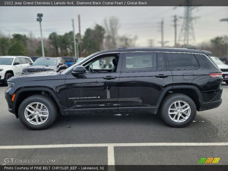 Diamond Black Crystal Pearl / Global Black 2022 Jeep Grand Cherokee L Laredo 4x4
