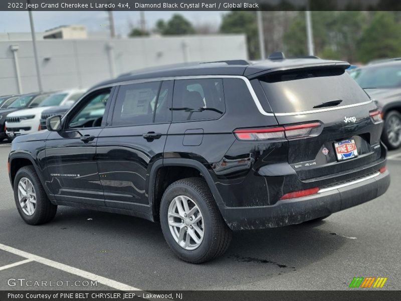 Diamond Black Crystal Pearl / Global Black 2022 Jeep Grand Cherokee L Laredo 4x4