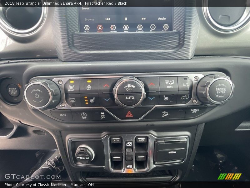 Firecracker Red / Black 2018 Jeep Wrangler Unlimited Sahara 4x4