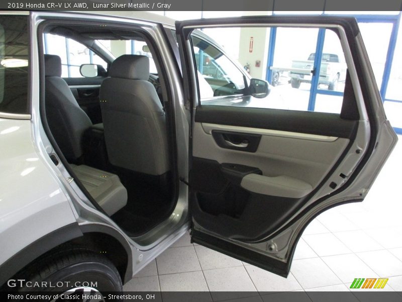 Lunar Silver Metallic / Gray 2019 Honda CR-V LX AWD