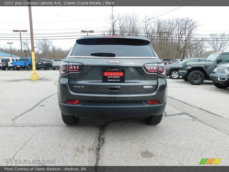 Granite Crystal Metallic / Black 2022 Jeep Compass Latitude 4x4