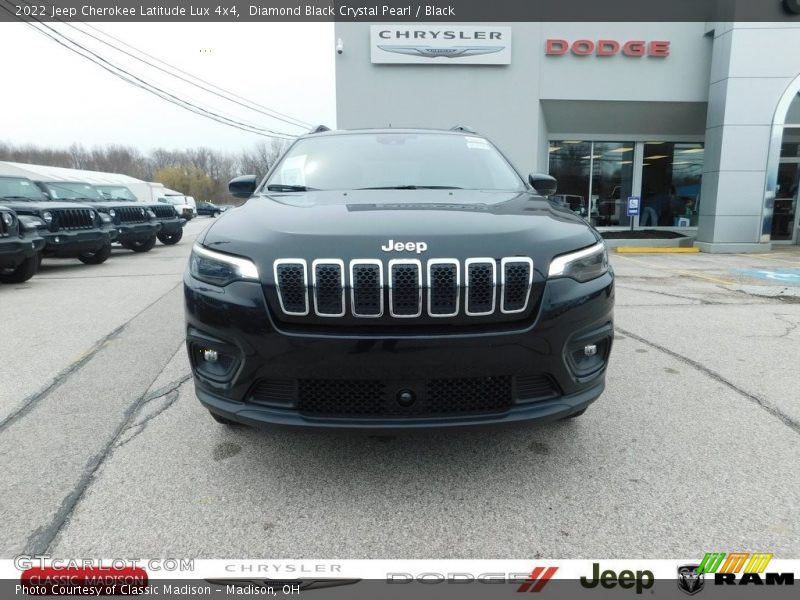 Diamond Black Crystal Pearl / Black 2022 Jeep Cherokee Latitude Lux 4x4