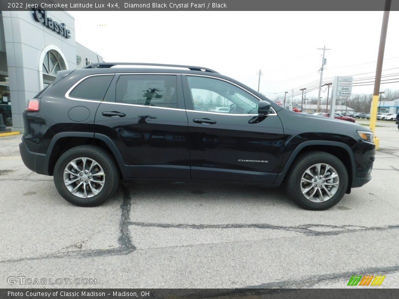 Diamond Black Crystal Pearl / Black 2022 Jeep Cherokee Latitude Lux 4x4