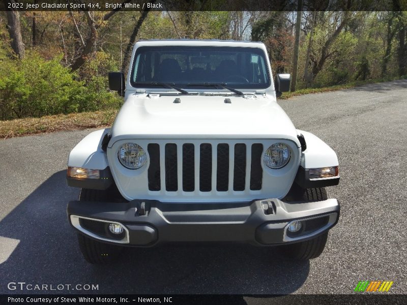 Bright White / Black 2022 Jeep Gladiator Sport 4x4