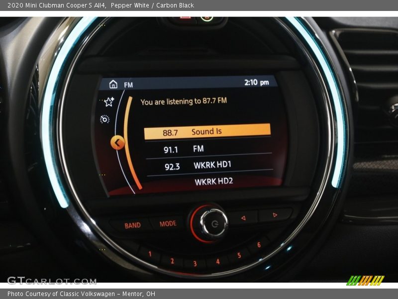 Pepper White / Carbon Black 2020 Mini Clubman Cooper S All4