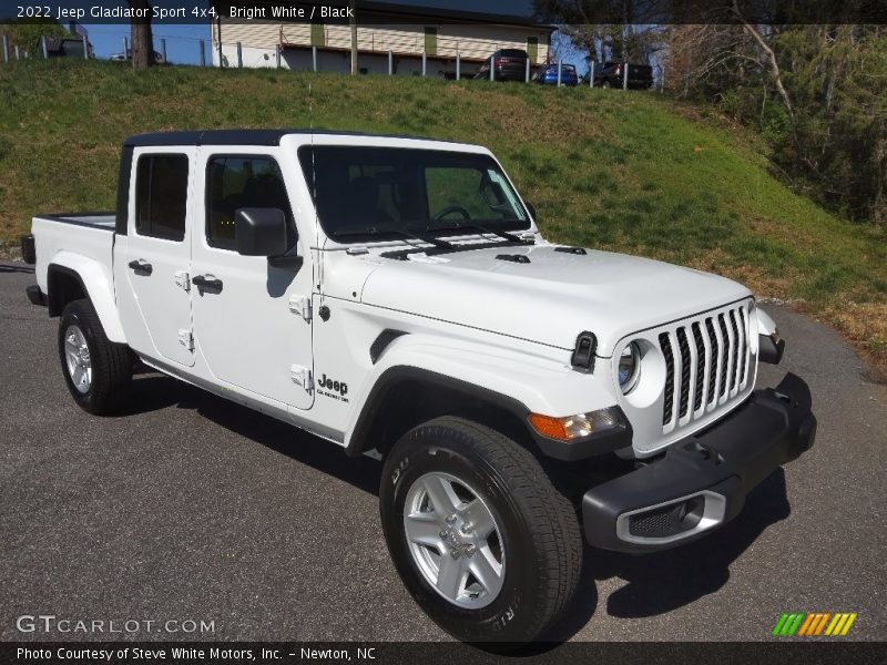 Bright White / Black 2022 Jeep Gladiator Sport 4x4