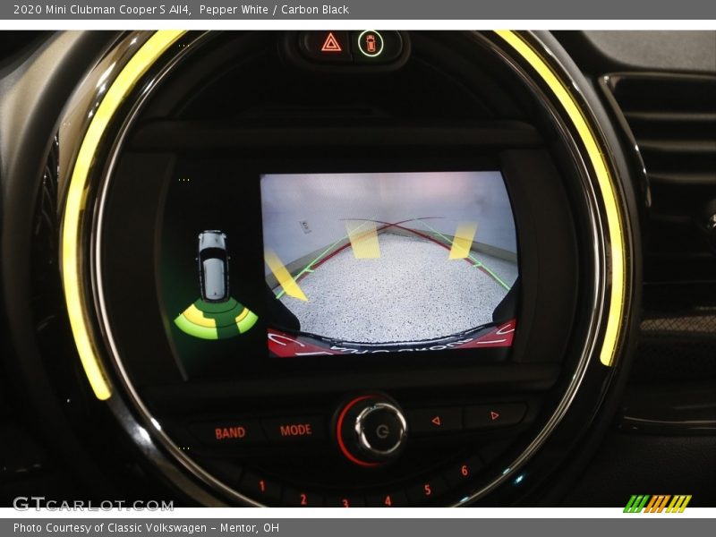 Pepper White / Carbon Black 2020 Mini Clubman Cooper S All4