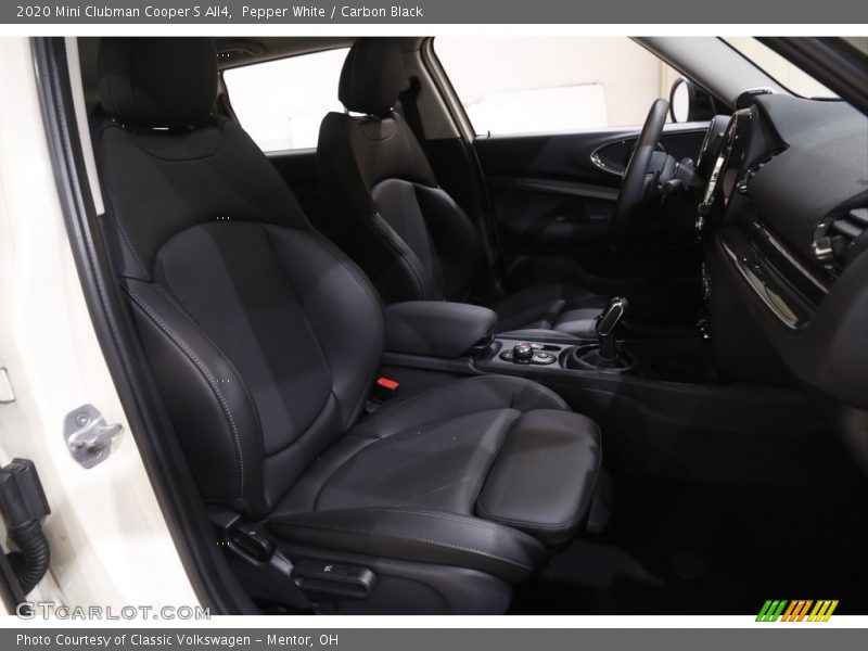 Pepper White / Carbon Black 2020 Mini Clubman Cooper S All4