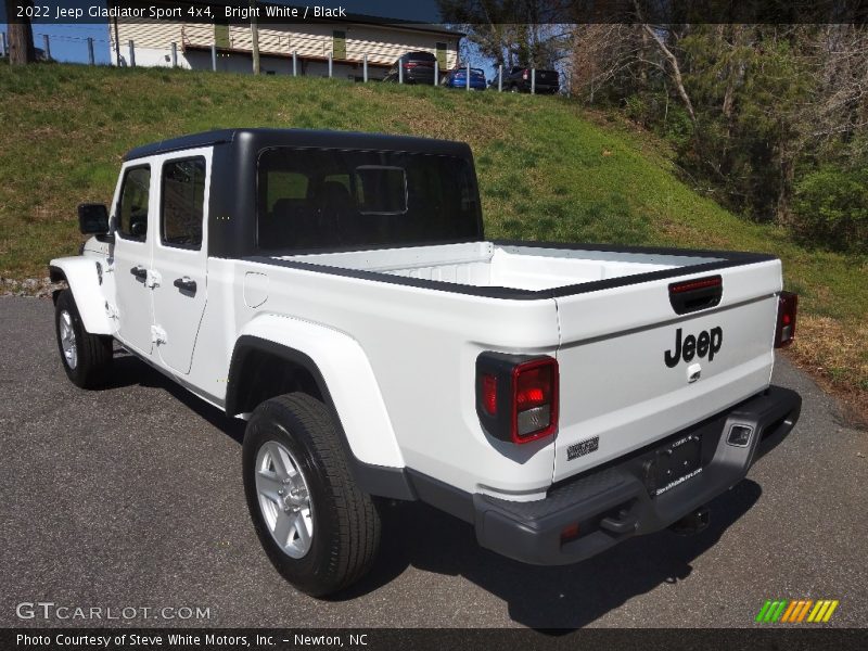 Bright White / Black 2022 Jeep Gladiator Sport 4x4