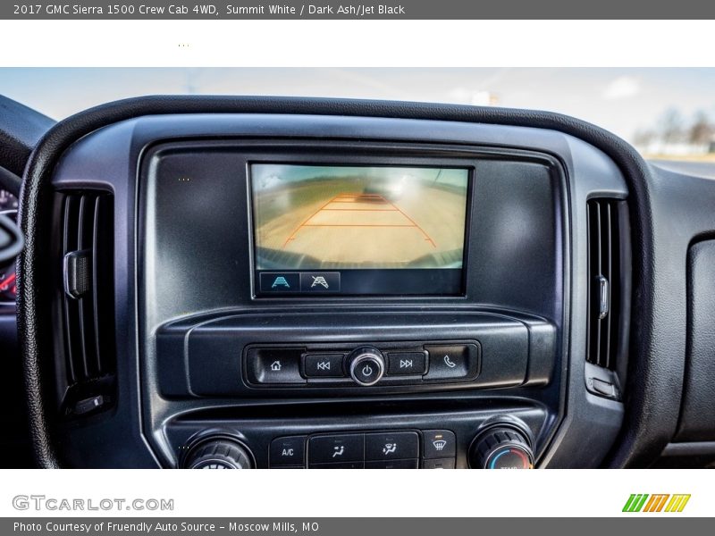 Controls of 2017 Sierra 1500 Crew Cab 4WD