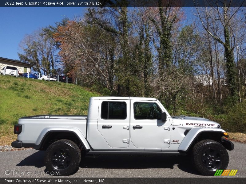  2022 Gladiator Mojave 4x4 Silver Zynith
