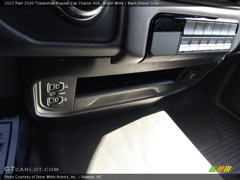 Bright White / Black/Diesel Gray 2022 Ram 2500 Tradesman Regular Cab Chassis 4x4