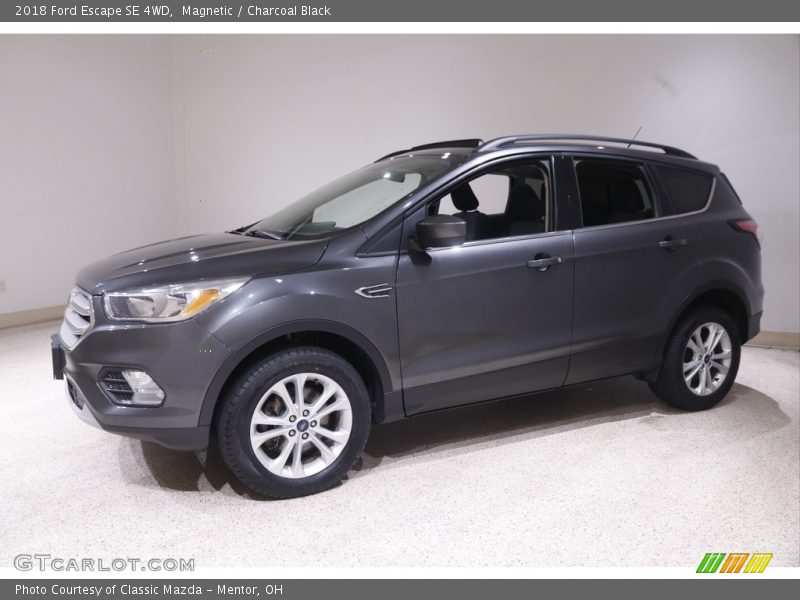 Magnetic / Charcoal Black 2018 Ford Escape SE 4WD