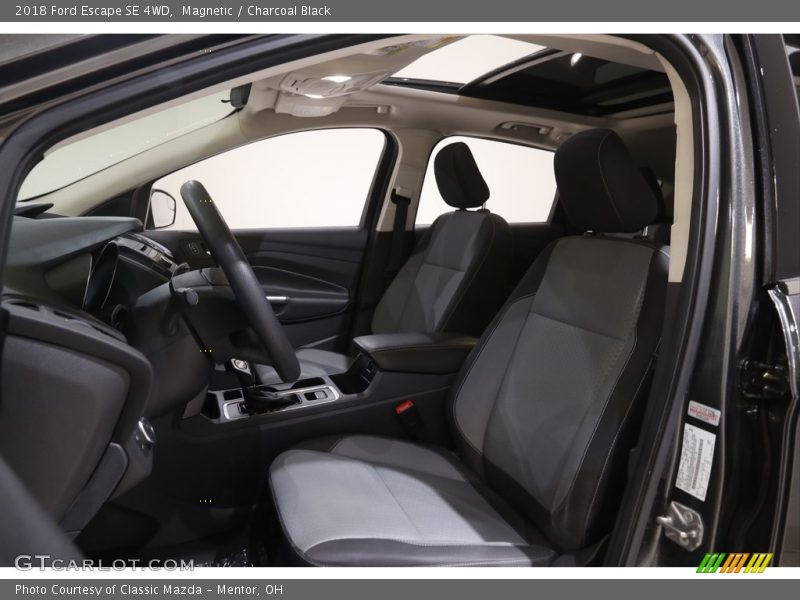 Magnetic / Charcoal Black 2018 Ford Escape SE 4WD