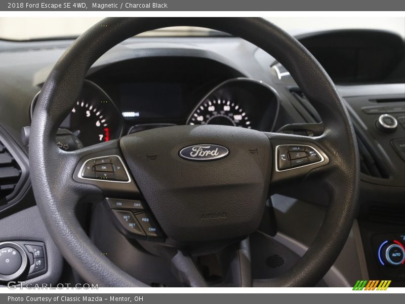 Magnetic / Charcoal Black 2018 Ford Escape SE 4WD