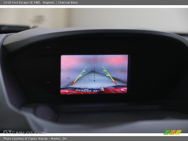 Magnetic / Charcoal Black 2018 Ford Escape SE 4WD