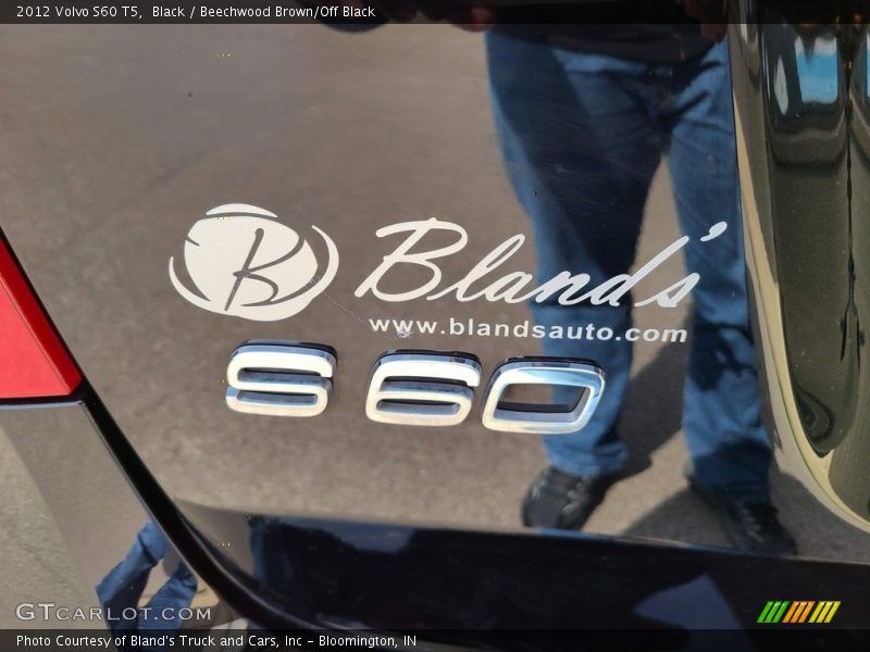 Black / Beechwood Brown/Off Black 2012 Volvo S60 T5