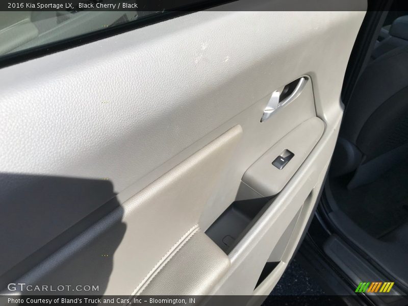 Black Cherry / Black 2016 Kia Sportage LX