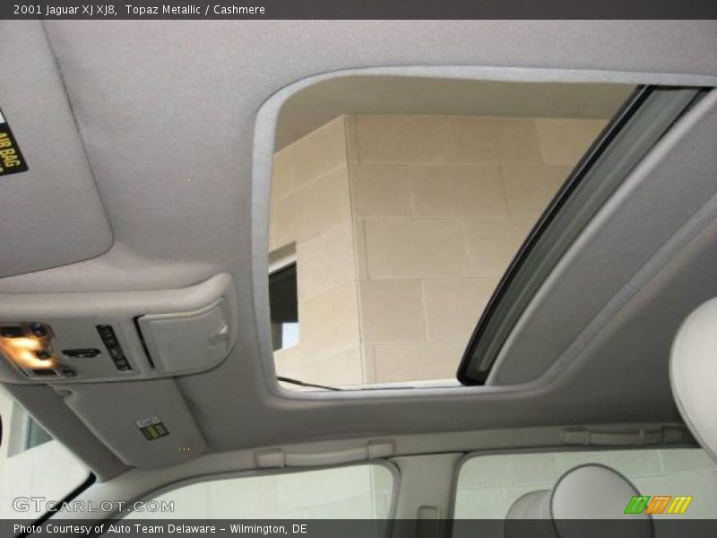Topaz Metallic / Cashmere 2001 Jaguar XJ XJ8