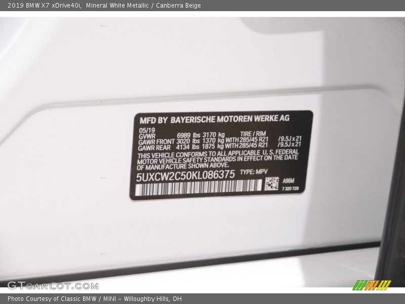 Mineral White Metallic / Canberra Beige 2019 BMW X7 xDrive40i