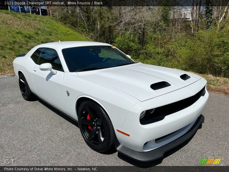 Front 3/4 View of 2021 Challenger SRT Hellcat